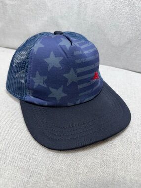 NWT Tommy Bahama Kids Blue Star & Stripe Trucker Hat with Red Fish Accent